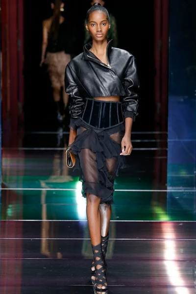 Look 47